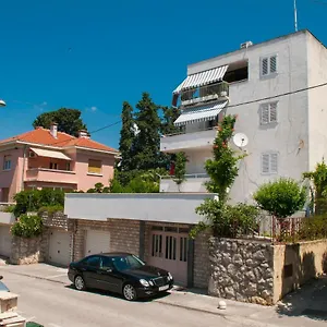 https://apartment-bacvice-beach-2.splithotels.org